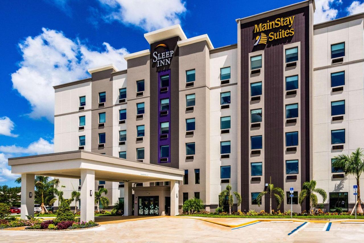 Mainstay Suites Sarasota I-75 Exterior photo